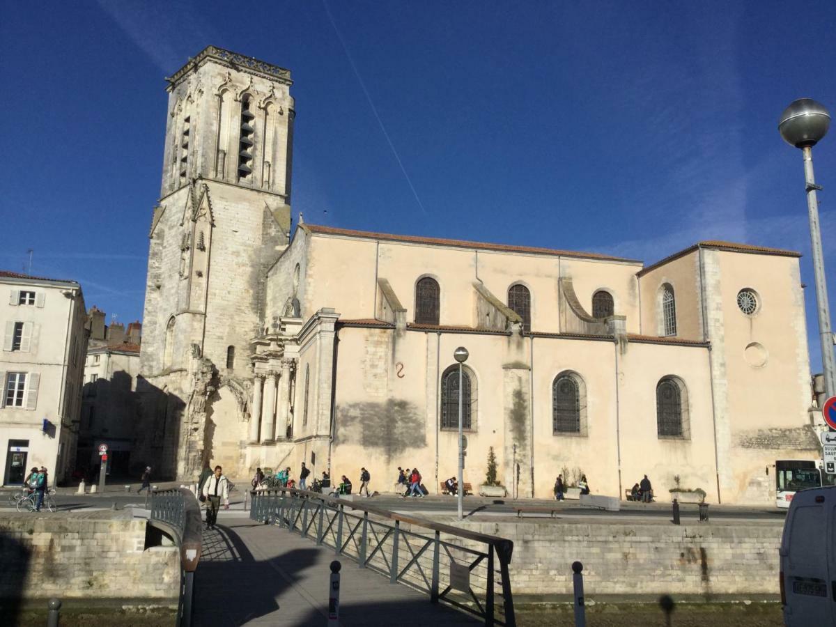 Appartement Centre Ville Pres Du Port Avec Parking Et Wifi La Rochelle  Eksteriør bilde