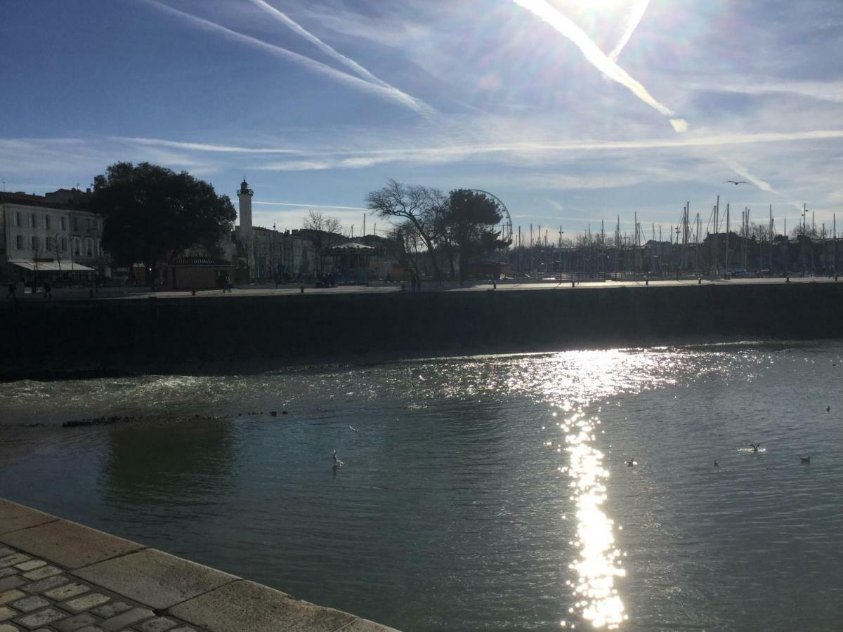 Appartement Centre Ville Pres Du Port Avec Parking Et Wifi La Rochelle  Eksteriør bilde